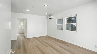 Building Photo - 300 W Tujunga Ave