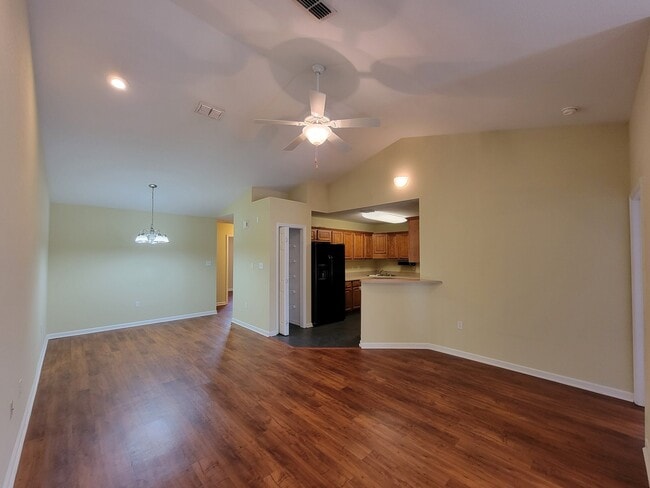 Photo - 2372 Quazar Cir (Tallahassee, FL) Townhome