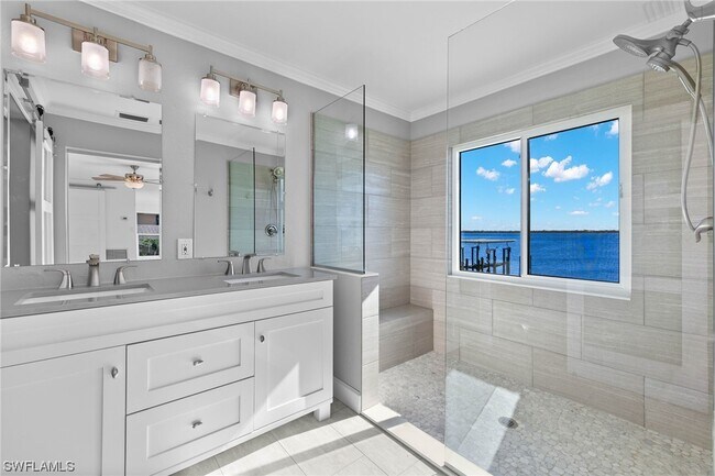 Foto del edificio - 107 E North Shore Ave