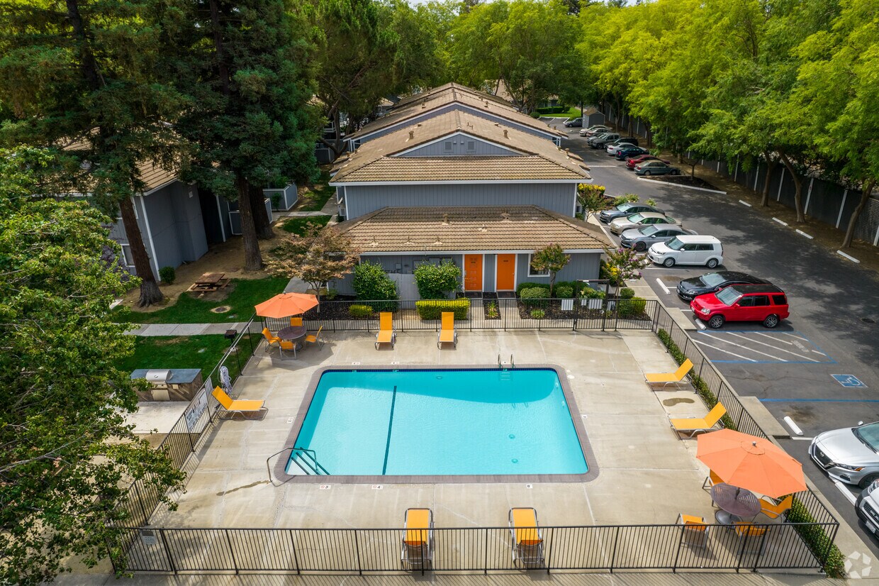 The Grove Apartments in Davis, CA