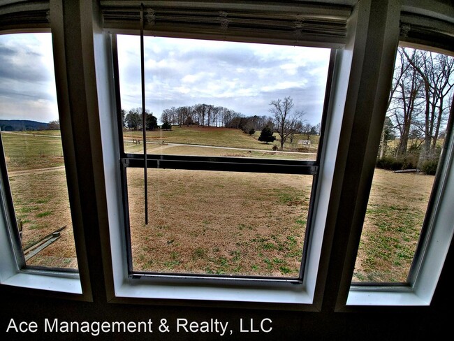 Building Photo - 3 br, 2 bath House - 372 County Rd 201