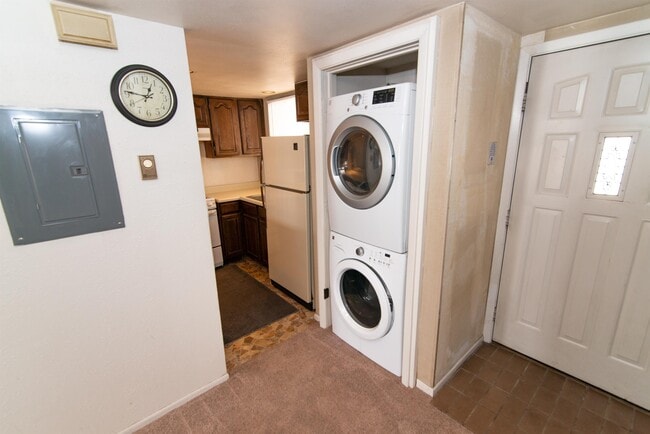 Building Photo - 247 Davis Cup Dr