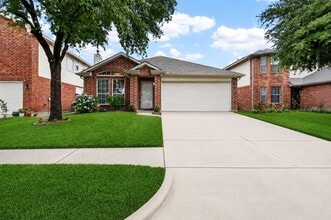 Building Photo - 7219 Avocet Ln