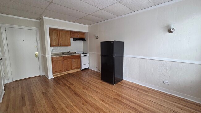 Foto del edificio - 1442 W Howard St