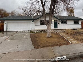 Building Photo - 2000 Marie Dr