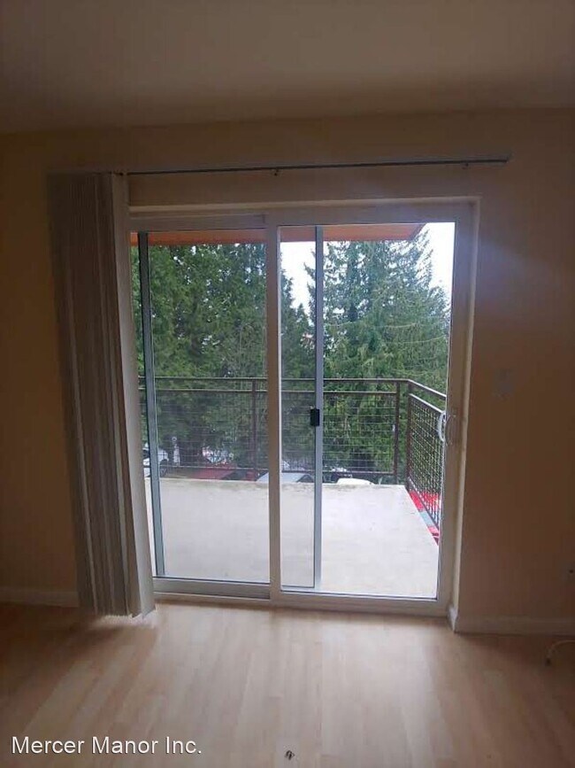 Foto del edificio - 2717 76th Ave SE