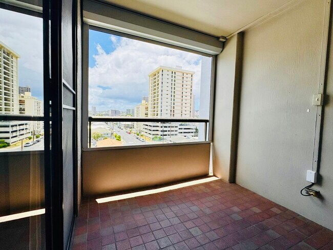 Foto del edificio - Unit #507 2100 Date Street, Unit 507