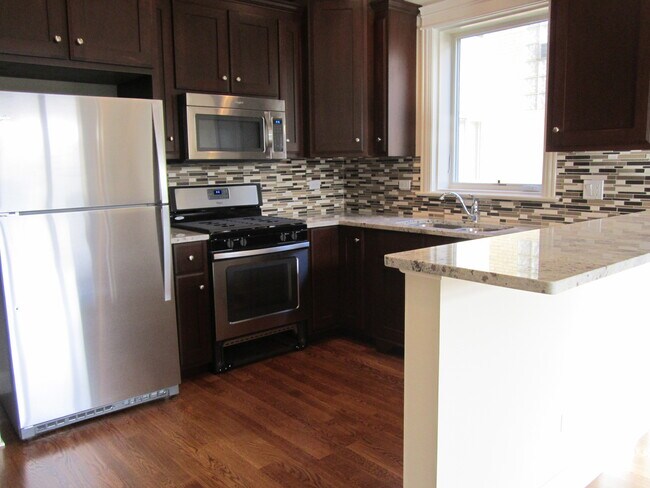 Building Photo - 6600 N Harlem Ave