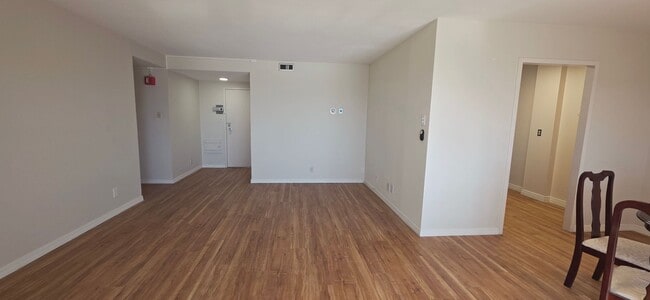 Building Photo - Adorable 1 bedroom, 1 bath Condo near UTEP!