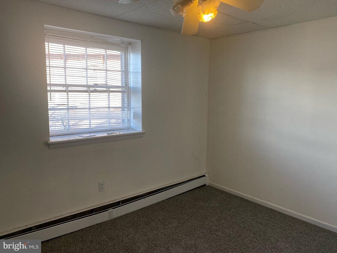 Foto del edificio - 17 S 2nd St