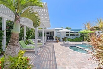 Building Photo - 430 N Ocean Breeze