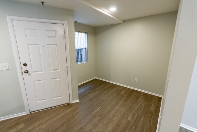 Interior Photo - 1015 2nd Street