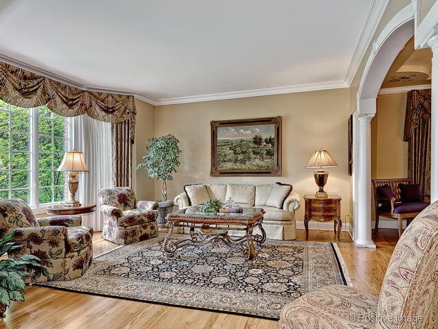 Foto del edificio - 613 Lakeside Dr