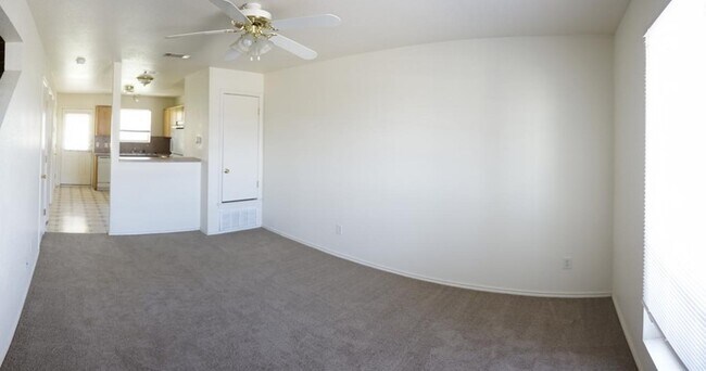 Building Photo - Welcome to 4410 Sylvia Dr, Unit B!
