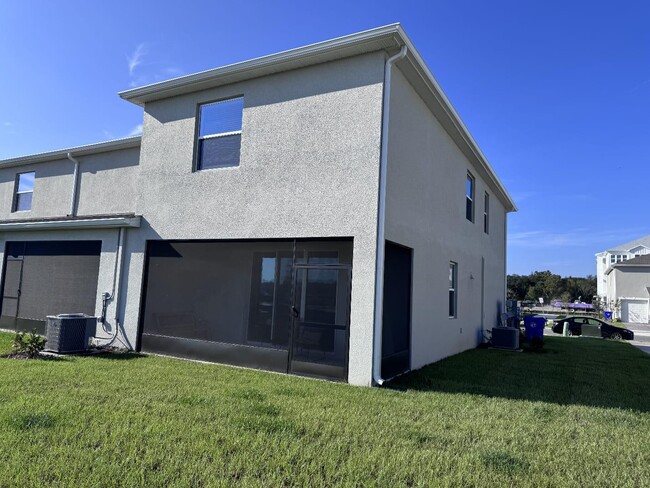 Building Photo - 1389 Isleta Loop