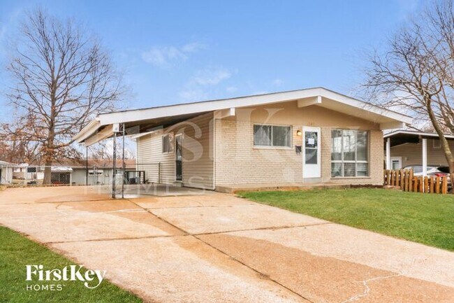 Building Photo - 1245 Ensenada Drive