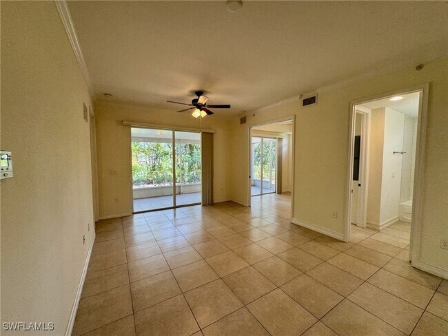 Foto del edificio - 4400 Bonita Beach Walk Dr
