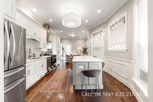 Foto del edificio - 4449 S Ellis Ave