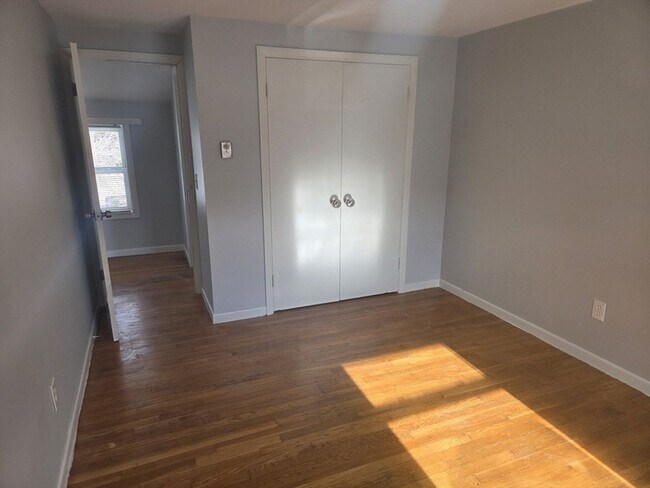 Building Photo - 0 Town House Ct