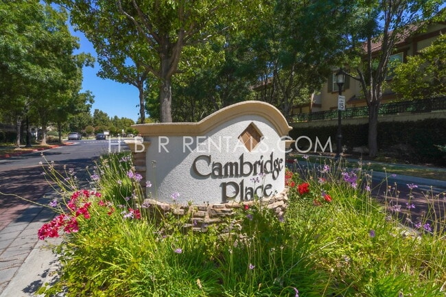 Building Photo - Cambridge Place - Charming 3-Bedroom with ...
