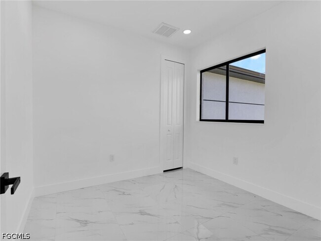 Foto del edificio - 3417 8th St SW
