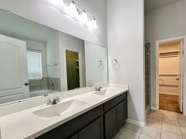 Building Photo - 23231 Twilight Oaks Ct