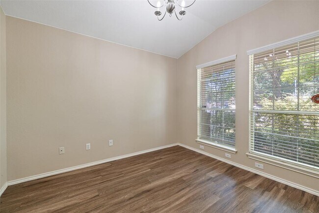 Building Photo - 1625 Pavelich Pass
