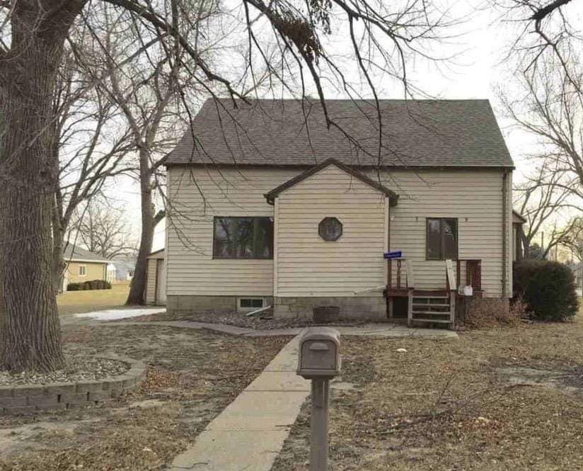 Primary Photo - 102 9th St