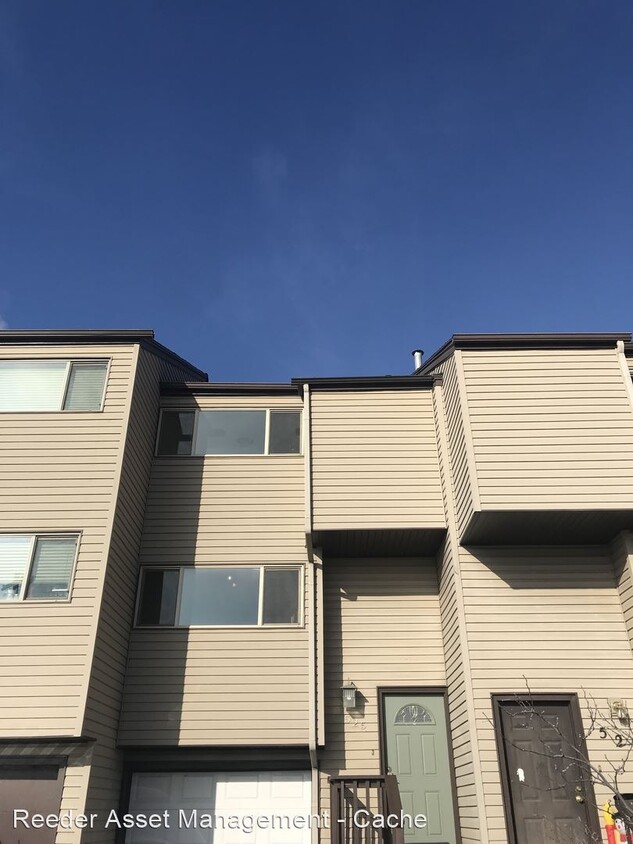 Primary Photo - 2 br, 2 bath House - 525 East 200 North