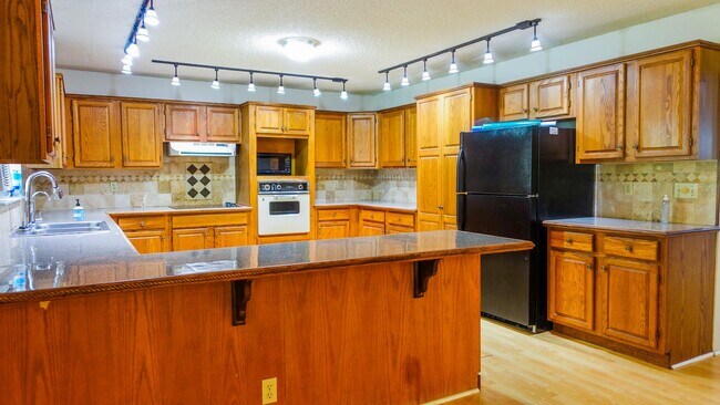 Foto del edificio - 5797 Ranches Rd