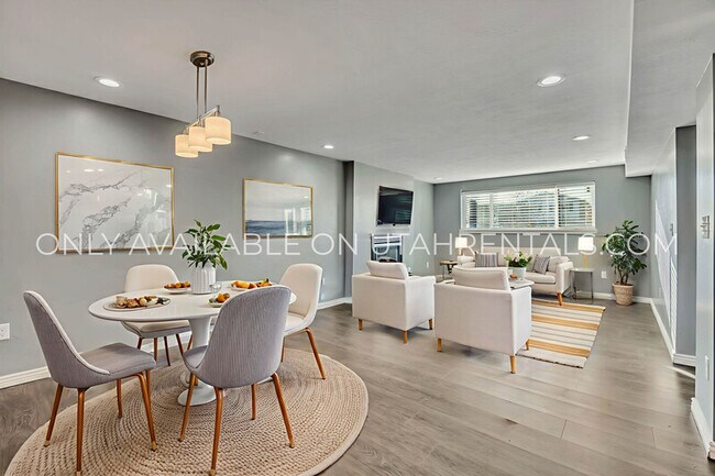 Building Photo - 7011 Ponderosa Dr
