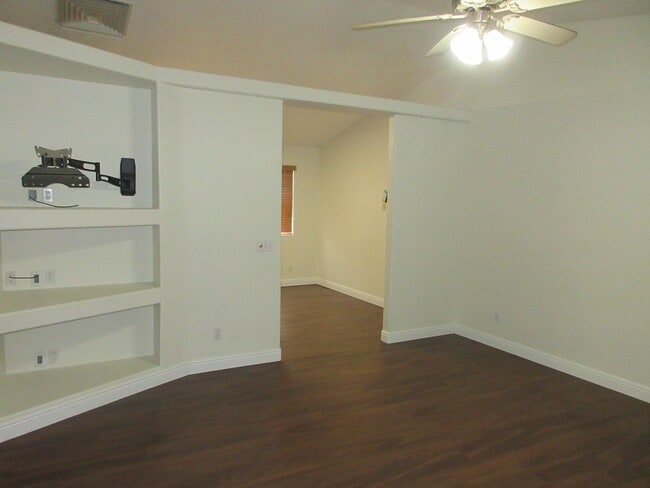 Foto del edificio - 3 bedroom - 2 bath - located in Enoch