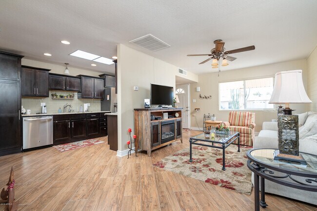 Foto del edificio - 12477 N Augusta Dr