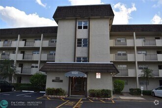 Building Photo - 6020 NW 44th St