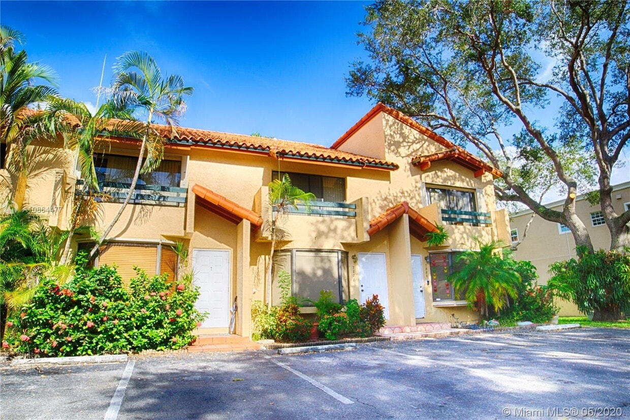 10137 SW 77th Ct, Miami, FL 33156 House Rental in Miami, FL