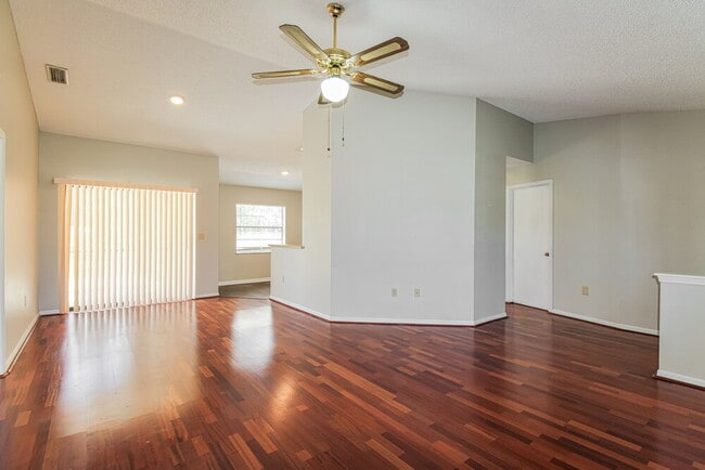 Building Photo - 11479 Cavern Rd