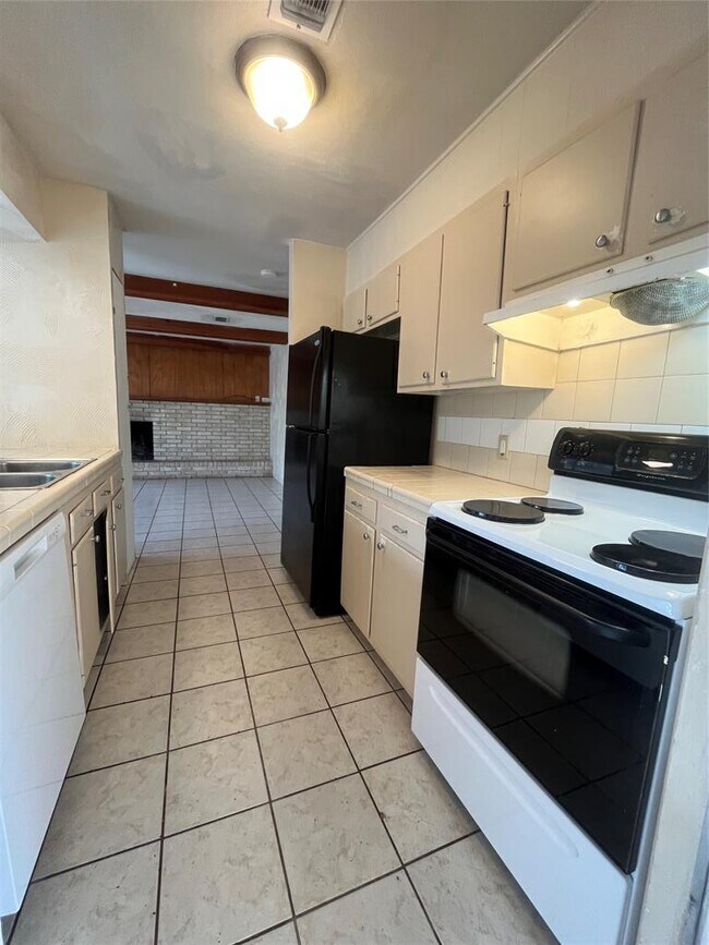 Foto del edificio - 1002 Hillyer St