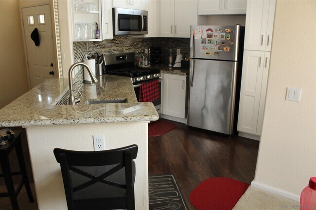 Building Photo - 10766 Sabre Hill Dr