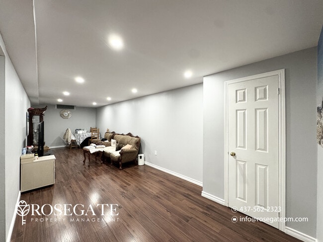 Building Photo - Spacious 2-Bedroom Basement Apartment with Walk-In Closet – Mississauga