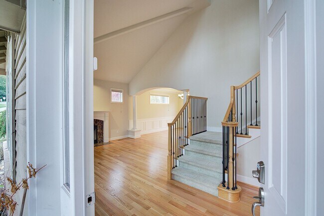 Foto del edificio - 4bd/2.5ba Lynnwood House