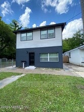 Building Photo - 1469 W 7th St