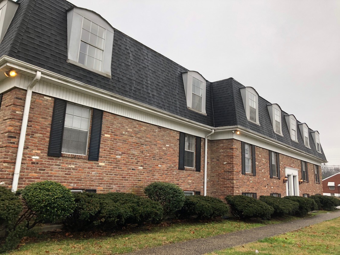 Foto principal - 602 Bluegrass Ave