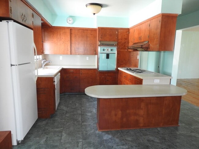 Foto del edificio - 2Bed 2Bath, Huge yard, PB location