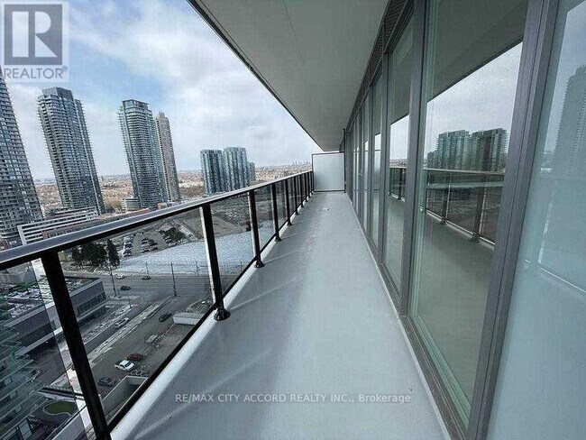 Building Photo - 70 Annie Craig Dr