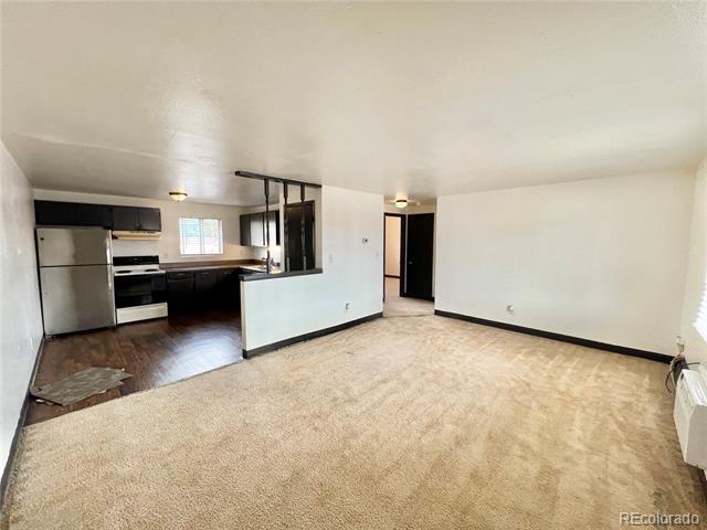 Foto del edificio - 1080 S Eliot St