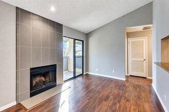 Building Photo - 1101 Calico Ln