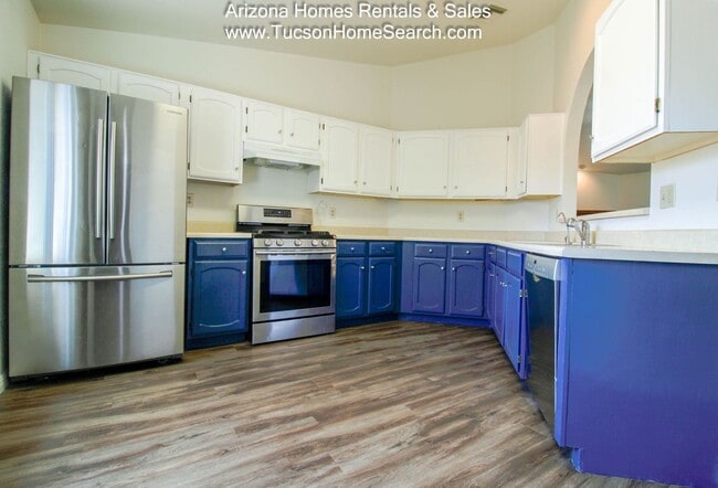 Building Photo - Arizona Homes Rentals and Sales