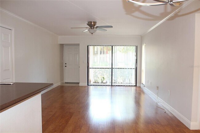 Foto del edificio - 5602 Baywater Dr