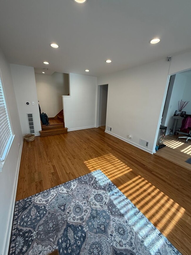 Building Photo - Charming Renovated Home for Rent