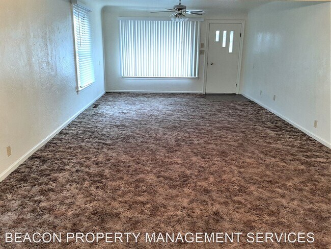 Building Photo - 3 br, 1 bath House - 333 E MAPLE STREET